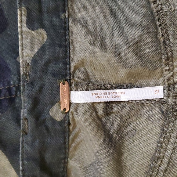 Free People Camo Utility Cargo Balloon Drawstring Pants 12 - Picture 6 of 6